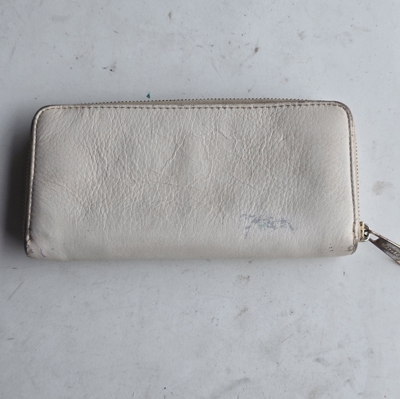 Michael Kors Wallet Womens White Gold Zip Around Logo Good Condition Flaw - Picture 7 of 13